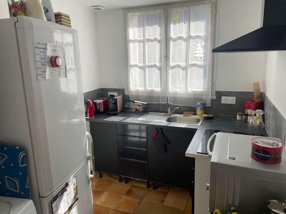 Charmante Maison, Coeur De Bourg Bazouges-la-Pérouse Eksteriør billede